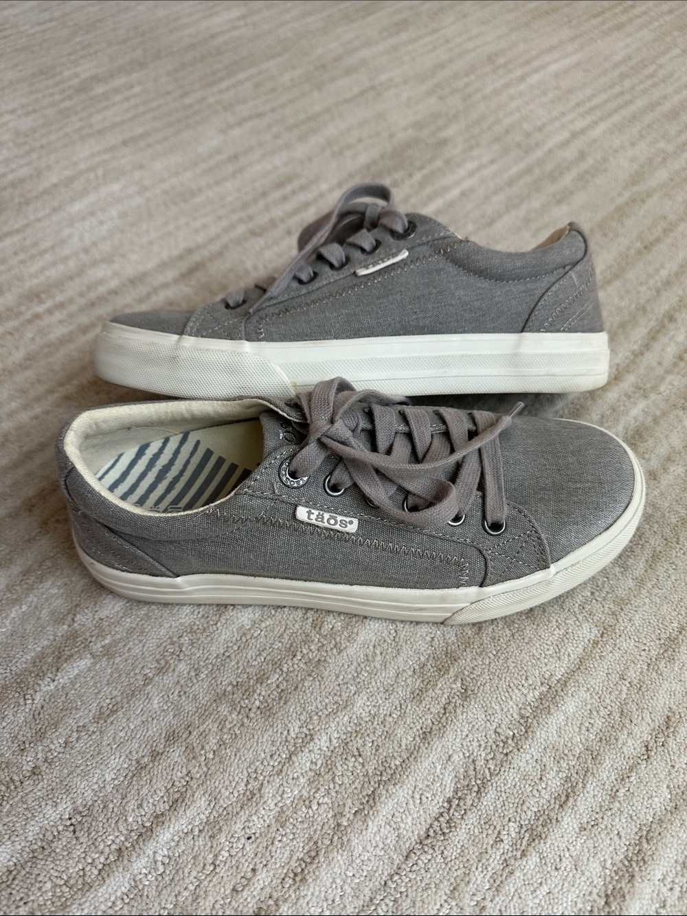 Taos Plim Soul Sneakers Lace-up Gray Wash Canvas Size 6.5